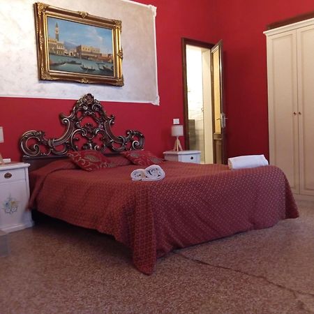 Palazzo Lion Morosini - Check In Presso Locanda Ai Santi Apostoli Veneţia Exterior foto