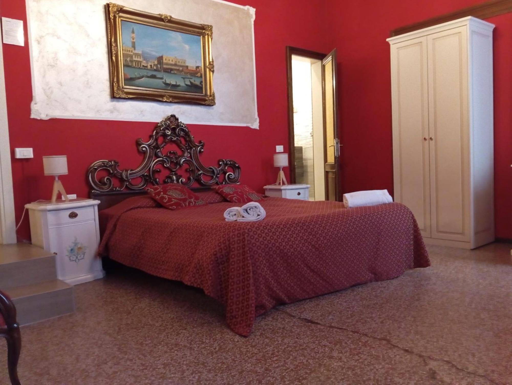 Palazzo Lion Morosini - Check In Presso Locanda Ai Santi Apostoli Veneţia Exterior foto